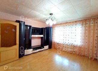 Продаю 2-комнатную квартиру, 51.3 м2, поселок Кузьмичи, улица Мелиораторов, 177