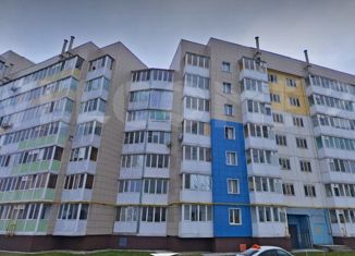 Продаю двухкомнатную квартиру, 52 м2, Строитель, улица Жукова, 15