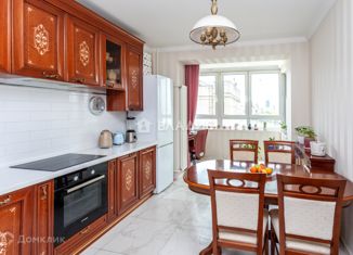 Продаю 2-ком. квартиру, 72 м2, Москва, улица Мельникова, 3к3, метро Волгоградский проспект