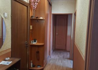 Продается 2-комнатная квартира, 54 м2, Старый Оскол, микрорайон Лесной, 9