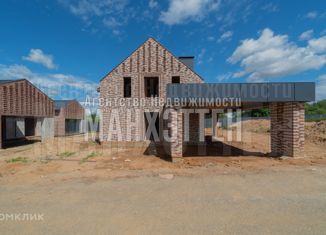 Продается дом, 259 м2, деревня Марушкино, улица Липовая Аллея, 10