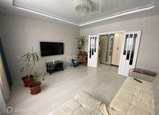 Трехкомнатная квартира на продажу, 80.8 м2, Пласт, Заводская улица, 1