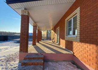 Продается дом, 183 м2, деревня Загуры, Оранжевая улица, 4А