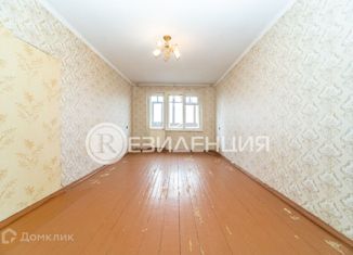 Продается 2-ком. квартира, 45 м2, Пермский край, улица Академика Курчатова, 2