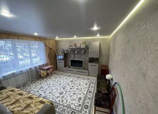 Продажа 4-ком. квартиры, 80 м2, Кемерово, Ленинский район, Ленинградский проспект, 40