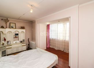 Продажа 3-комнатной квартиры, 65 м2, Тюменская область, Ялуторовская улица, 27