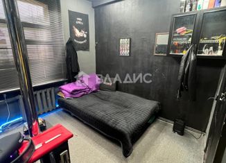 Продам комнату, 100 м2, Октябрьский, улица Гоголя, 8