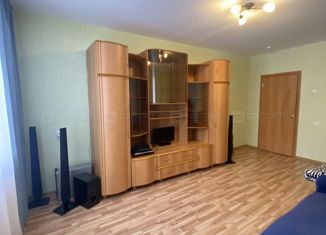 Продается 1-комнатная квартира, 37.2 м2, село Осиново, улица Гайсина, 2, ЖК Радужный