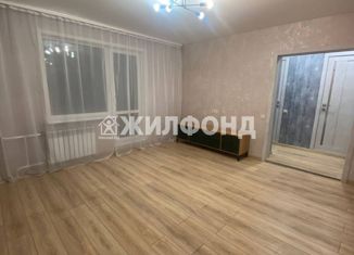 Продаю 1-ком. квартиру, 34 м2, Кемеровская область, Волгоградская улица, 3