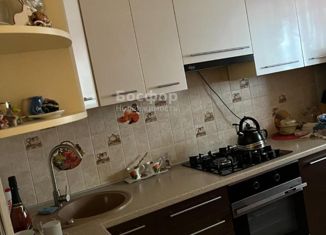 3-комнатная квартира на продажу, 68 м2, село Яркое Поле, Спортивная улица, 17