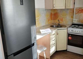 Сдаю 3-ком. квартиру, 54 м2, Тюмень, улица Республики, 146