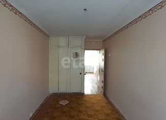 Продам 2-ком. квартиру, 42.9 м2, Нижняя Салда, Уральская улица, 8