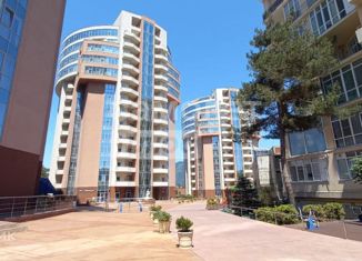 Продается 2-комнатная квартира, 79.7 м2, Геленджик, Крымская улица, 3к1