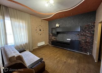 Продаю 2-комнатную квартиру, 68 м2, Белореченск, Деповская улица, 24