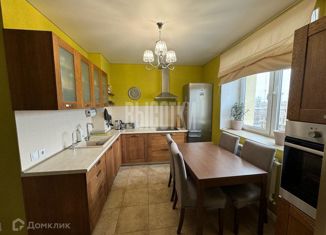 Продается трехкомнатная квартира, 74.8 м2, Челябинск, улица Дзержинского, 97Б