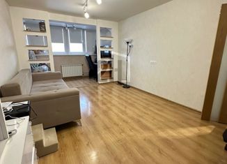 Продажа 2-комнатной квартиры, 57.3 м2, Екатеринбург, Тбилисский бульвар, 17, метро Ботаническая