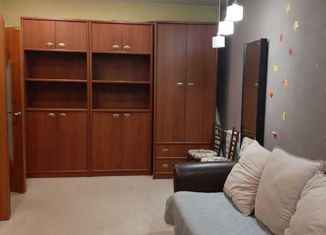 Сдаю 3-ком. квартиру, 76 м2, Москва, улица Богданова, 42, улица Богданова