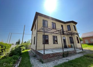 Продаю дом, 240 м2, Ставрополь, Планерный переулок, 16, микрорайон Чапаевка