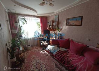 Продается 3-ком. квартира, 68 м2, поселок городского типа Новофёдоровка, Севастопольская улица, 8