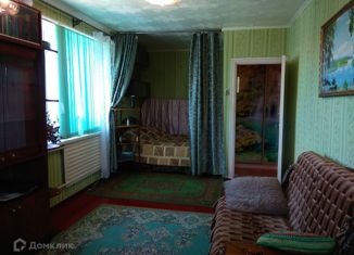 Продаю 1-комнатную квартиру, 37 м2, Абинск, улица Парижской Коммуны, 1