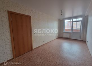 Продажа 1-ком. квартиры, 33 м2, Березники, улица Строителей, 10, ЖК Любимов