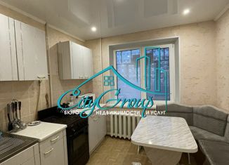 Продам 2-комнатную квартиру, 50.18 м2, Ясный, улица Строителей, 1