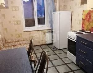 Продается 1-комнатная квартира, 40 м2, Новосибирск, Киевская улица, 3