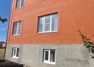 Продается дом, 170 м2, село Чалтырь, улица 6-я Линия