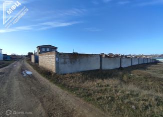 Продаю участок, 12 сот., Щёлкино, площадь Крымской весны