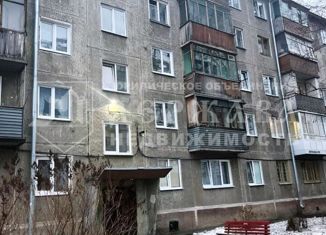 Продажа 3-комнатной квартиры, 59 м2, Кемерово, проспект Ленина, 102А, Центральный район