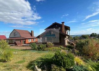 Продается дом, 206 м2, село Чардым, Интернациональная улица, 9