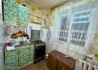 Продам 3-ком. квартиру, 59 м2, рабочий посёлок Луховка, Рабочая улица, 27