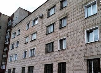 Продается 2-комнатная квартира, 40.7 м2, Киров, улица Романа Ердякова, 23к4