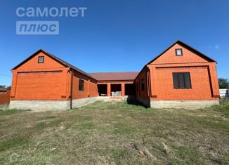 Продается дом, 1000 м2, село Пролетарское, улица Мира