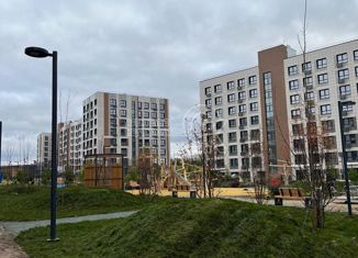 Продается трехкомнатная квартира, 61 м2, посёлок железнодорожной станции Высокая Гора, улица Сагдиева, 7