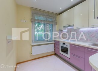 Продается трехкомнатная квартира, 51.1 м2, Москва, улица Академика Варги, 28, район Тёплый Стан