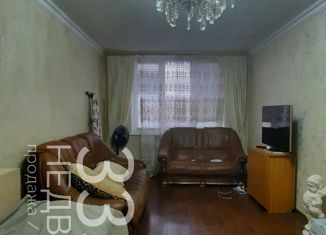 Продажа трехкомнатной квартиры, 73 м2, Владикавказ, улица Генерала Дзусова, 38, 14-й микрорайон