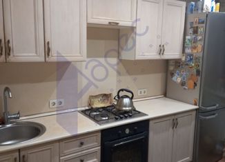 Продается 4-ком. квартира, 72.8 м2, Нижний Новгород, улица Кулибина, 15к2, улица Кулибина