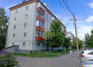 Продаю 1-ком. квартиру, 30 м2, Татарстан, Портовая улица, 15