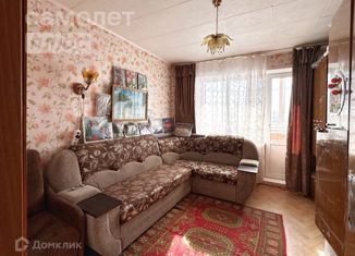 Продам трехкомнатную квартиру, 69.1 м2, Кировская область, Ульяновская улица, 2