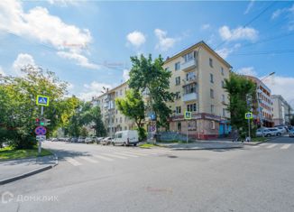 Продаю 2-ком. квартиру, 42 м2, Екатеринбург, Первомайская улица, 28, метро Площадь 1905 года