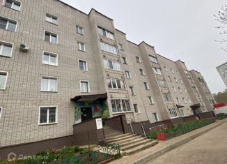 Двухкомнатная квартира на продажу, 51 м2, Кировская область, Советская улица, 21