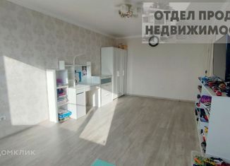 Продаю 4-ком. квартиру, 95 м2, Крымск, Пролетарская улица, 26