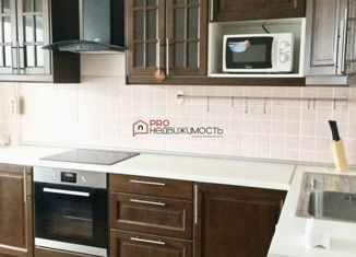 Продается 2-комнатная квартира, 58 м2, Новосибирск, улица Менделеева, 18, улица Менделеева