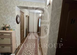 Продаю четырехкомнатную квартиру, 85 м2, город Кизилюрт, улица Гагарина, 66В