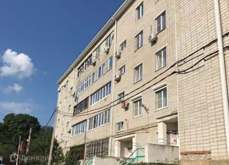 Продаю 4-ком. квартиру, 76.1 м2, село Кабардинка, Пролетарская улица, 32