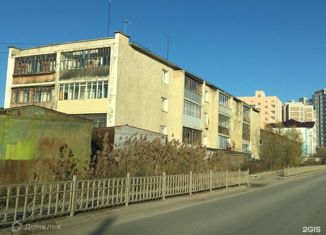 Продается 2-ком. квартира, 50 м2, Якутск, улица Якова Потапова, 18, микрорайон Гимеин