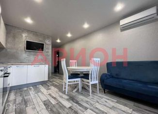 Продаю двухкомнатную квартиру, 66 м2, деревня Дударева, улица Созидателей, 12, ЖК Комарово