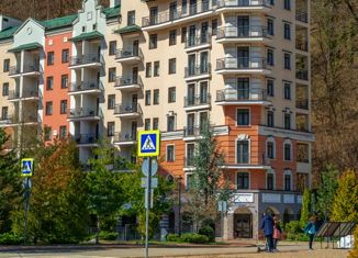 Продается 2-ком. квартира, 55 м2, село Эстосадок, улица Каменка, 3