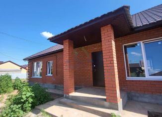 Продаю таунхаус, 125 м2, село Нежинка, Целинная улица